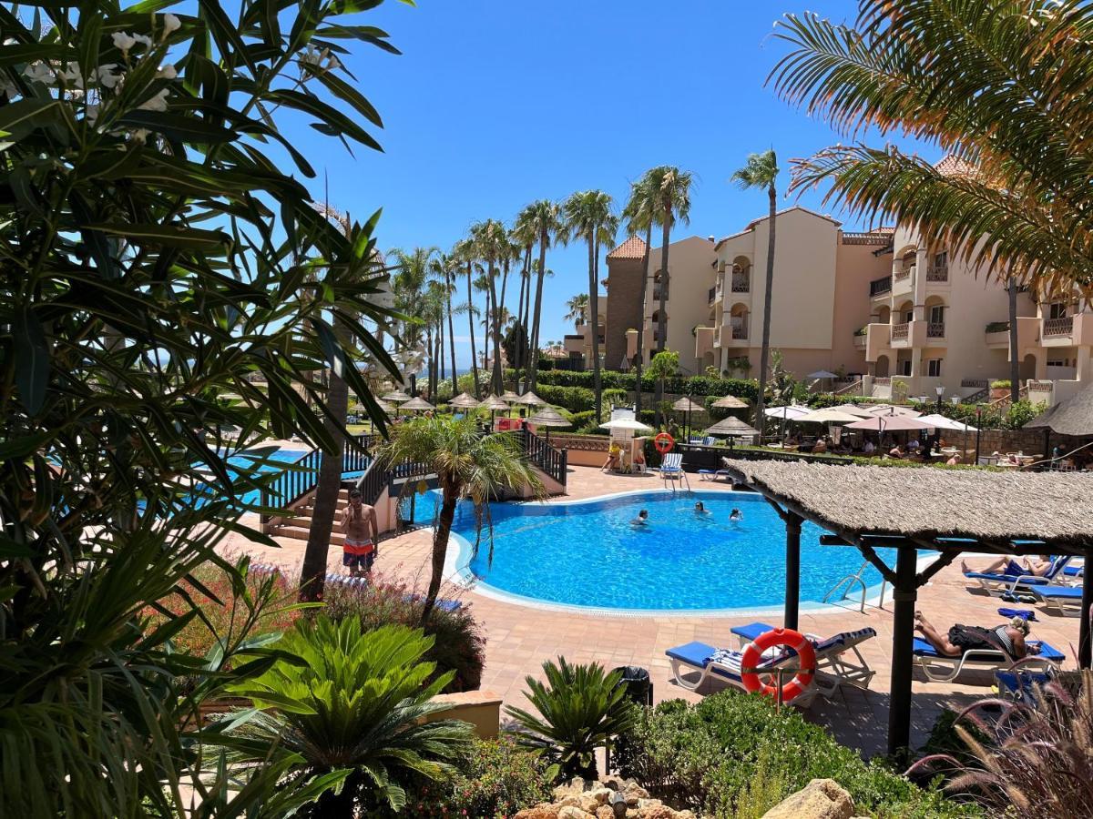 Fantástico Apartamento con vistas al mar zona Club la Costa Castillo Fuengirola Exterior foto